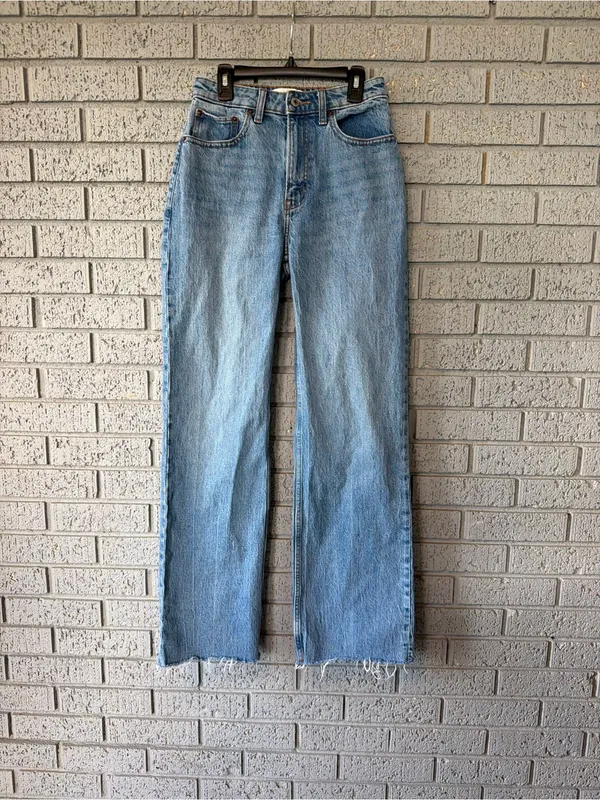 Abercrombie & Fitch High Rise 90s Relaxed Frayed Hem Jeans Size 25 - Image 2