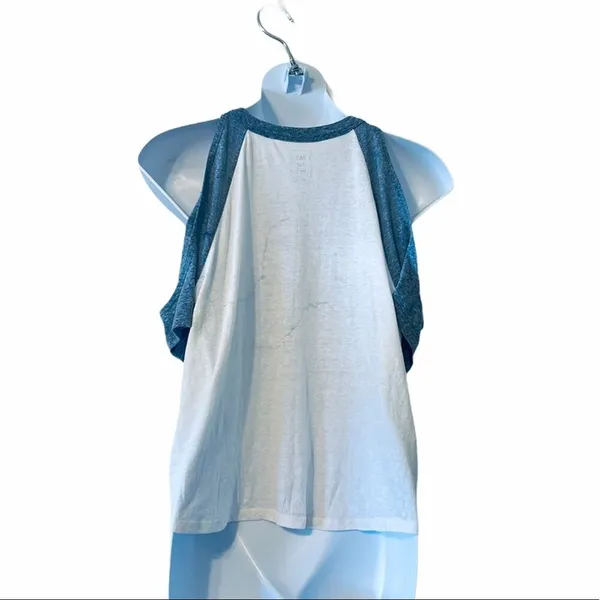 Me to We pacsun burn out cold shoulder tee - Image 8