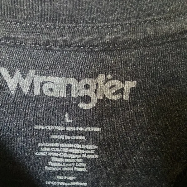 FINAL MARKDOWN Ladies wrangler tee large - Image 3