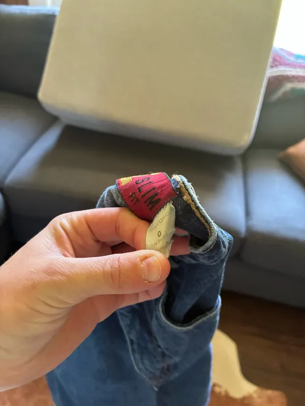 Vintage Lawman medium washed high rise jeans size 0 slim fit will measure upon request The only flaw on these jeans is the zipper is missing on the fly BUT that's such a easy fix. Price reflects. - Image 7