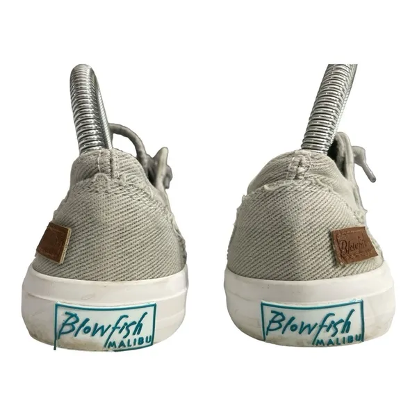 Blowfish Malibu White/Grey Sneakers size 7.5 - Image 4