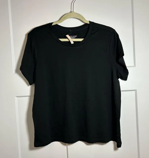 XL Victoria’s Secret semi-cropped t shirt - Image 2