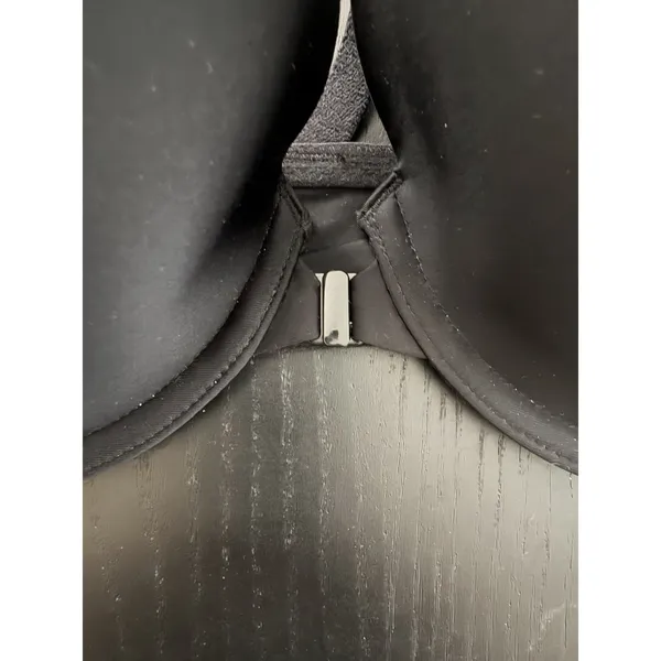 NWOT Victoria's Secret 36C Black Underwire Front Close Racerback Bra - Image 4