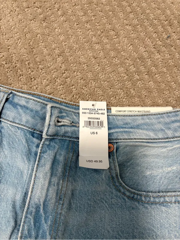 NWT American Eagle Denim Baggy Mom Short - Image 3