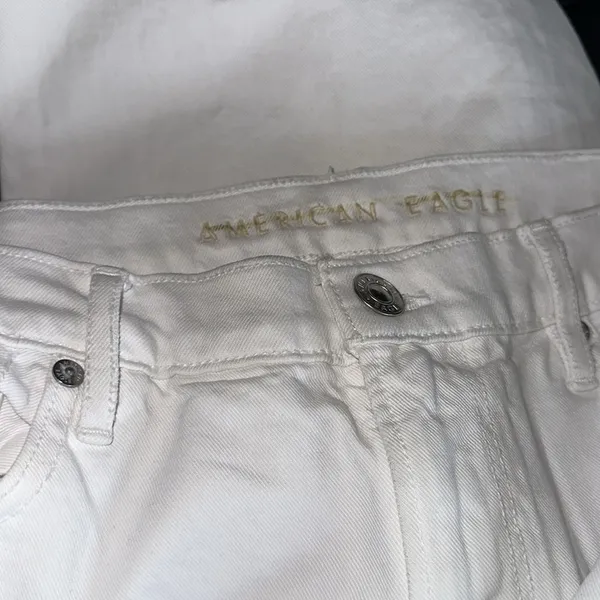 NWOT American Eagle AE '90s Straight Jean white 14 Stretch - Image 8