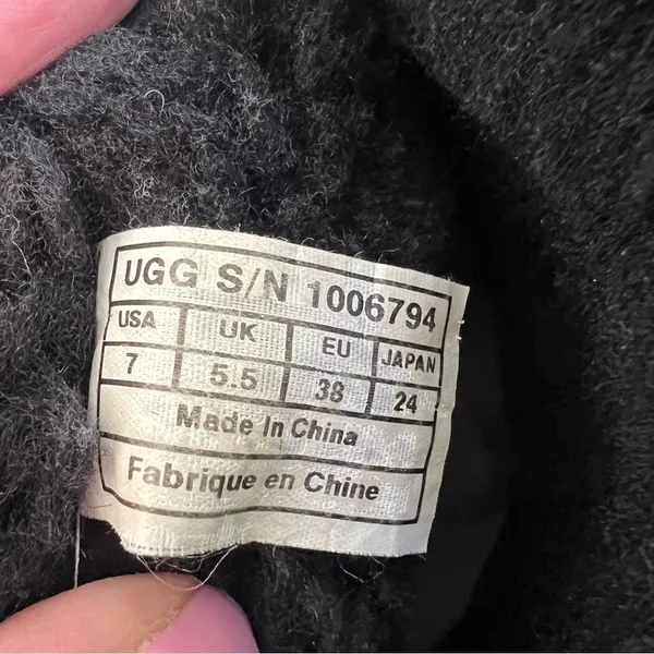UGG Patten 1006794 Black Suede Shearling Women’s Boots Size 7 - Image 8