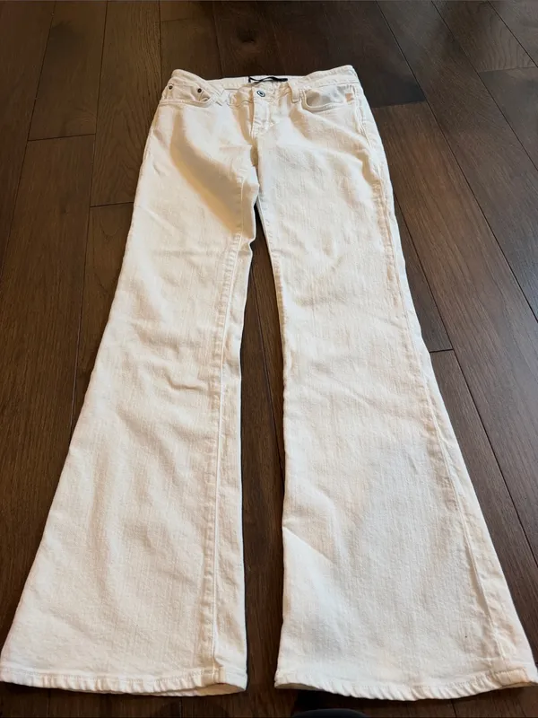 !it jeans Diva White Flare Jeans Size 29 - Image 7