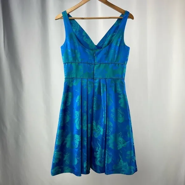 THEIA Floral Jacquard Sleeveless Pleated Dress‎ in Blue Green Size 8 - Image 8