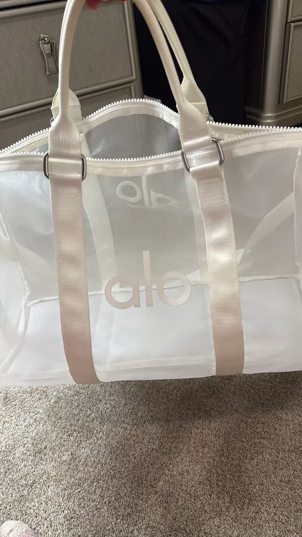 Alo Yoga Duffle Sheer Bag Gym White - Image 2