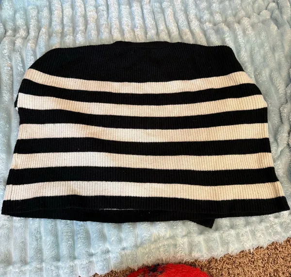 Sincerely Jules sweater - Image 2