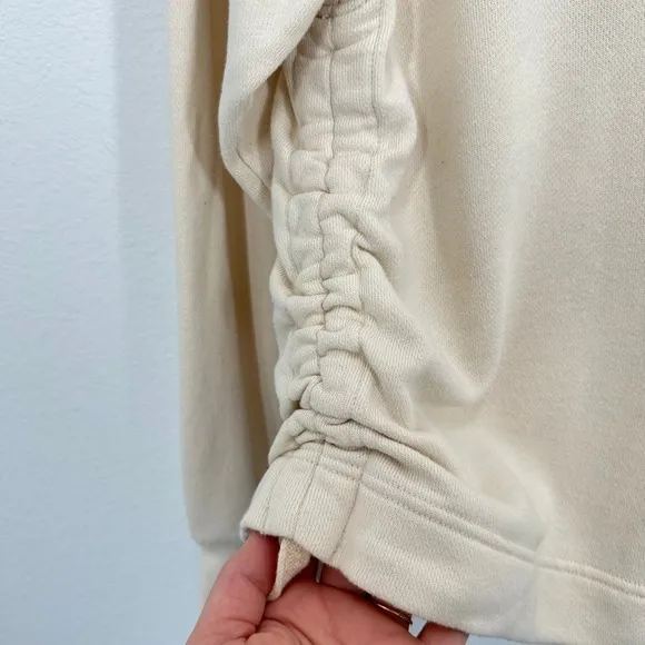 Aerie Women's‎ Size Small Cream Ruched Side Hoodie Sweatshirt Casual Loungewear - Image 5
