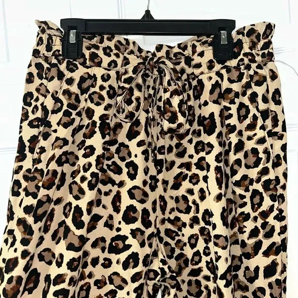 Almost Famous Leopard Print Lightweight Ankle Length Pants(Size Medium) - Image 5