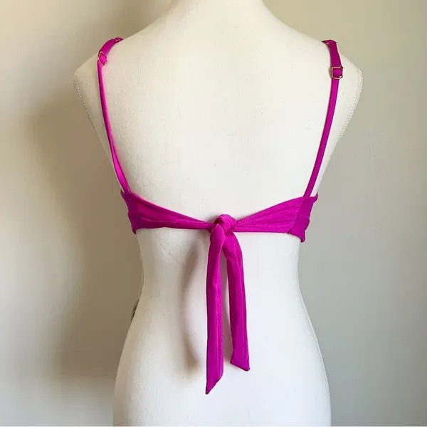 Trina Turk Atlas Buckle Bikini Top NEW in Pink Size 6 - Image 6