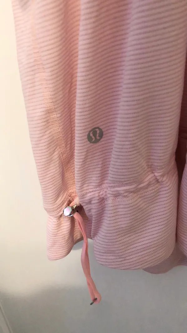 Lululemon Camo Top Pink 10 - Image 4