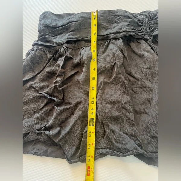 Aerie Gray Skorts with Ruched Waistband and Flowy Silhouette - Image 7