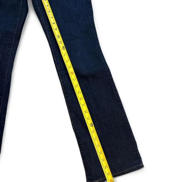 Levi's Classic Bootcut Jeans Women's 26 Dark Wash Mid Rise Stretch Denim - Image 4