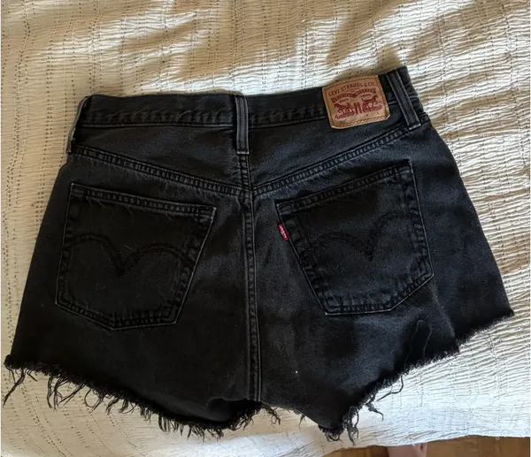 Levi’s Shorts 501 - Image 3