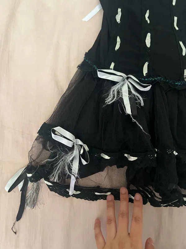 Black and white corset bow dress - Image 5