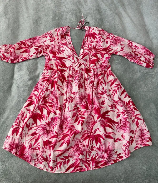 V-neck Dress - Image 2