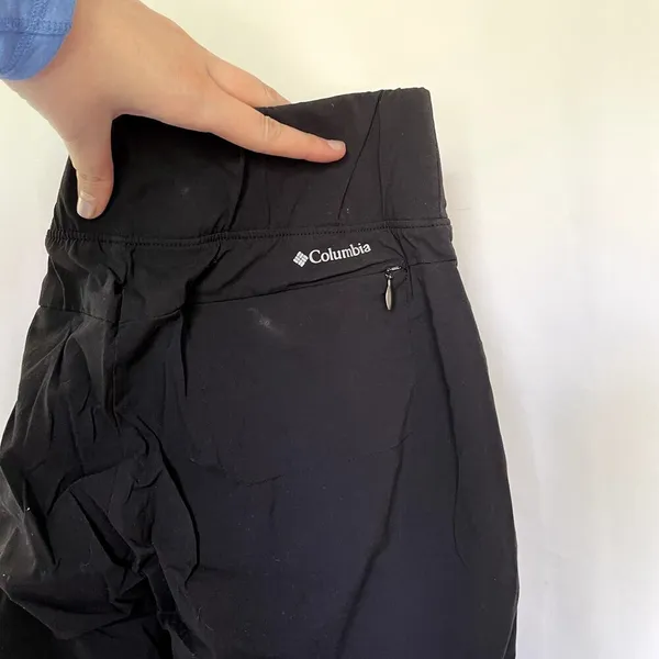 Columbia hiking pants black pockets women's size small elastic waist comfortable - Image 4