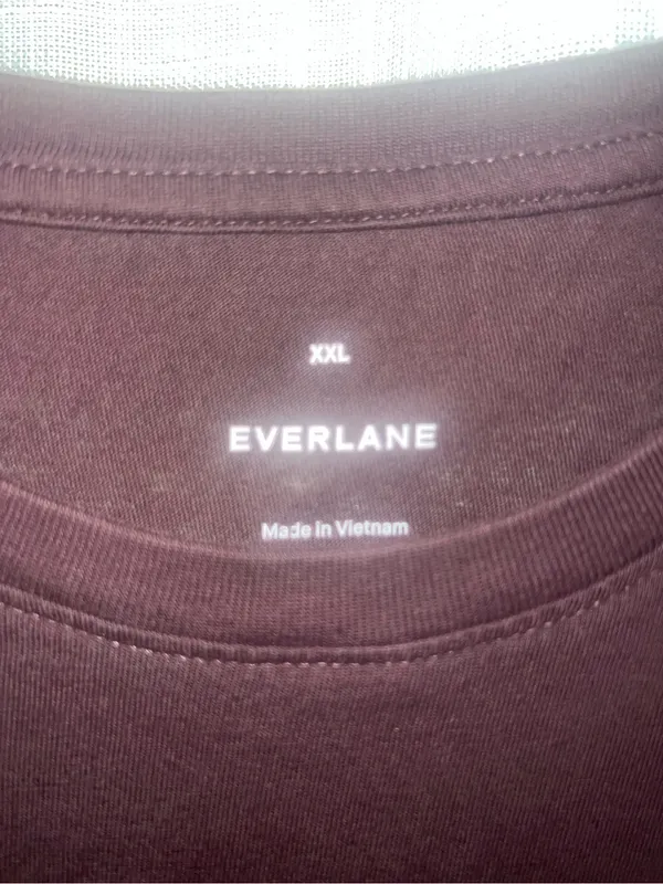 EVERLANE THE SLIM LONG-SLEEVE CREW IN ESSENTIAL COTTON dark chocolate xxl - Image 3