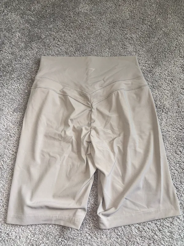 Gymshark Shorts Biker - Image 5