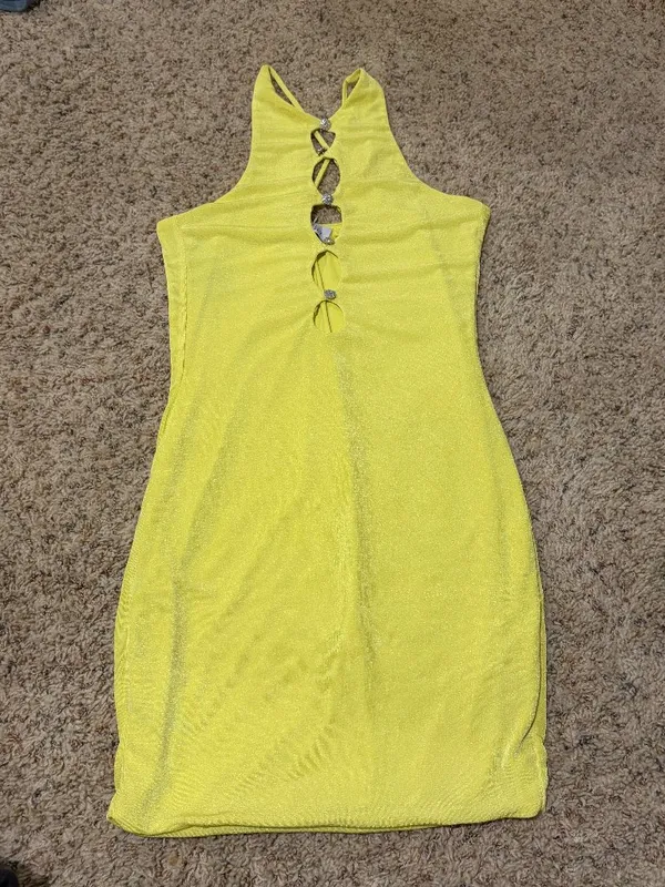 Oh Polly Cut Out Bodycon Mini Dress in Lime - Image 3
