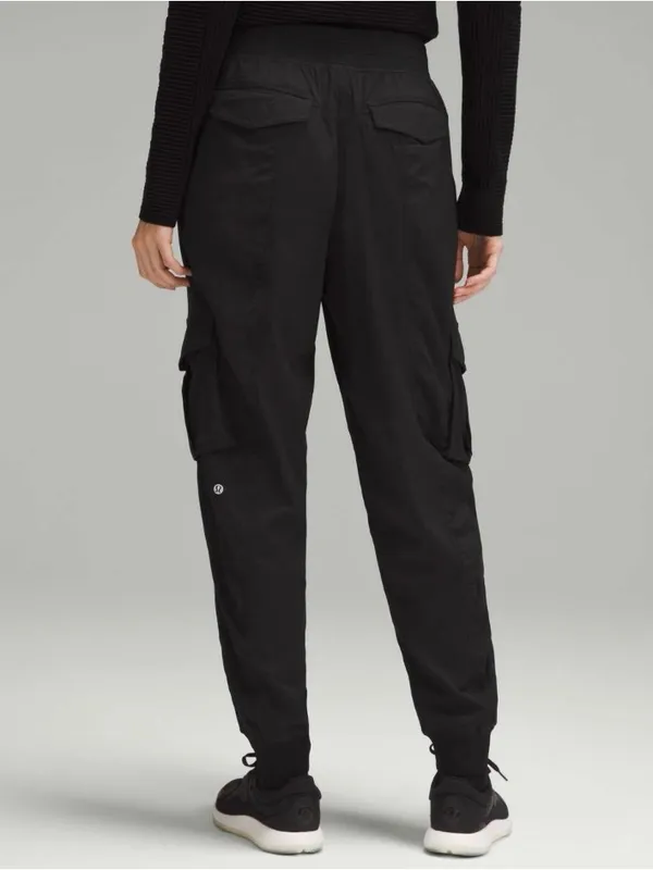 Lululemon Dance Studio
Jogger 6 | S - Image 3