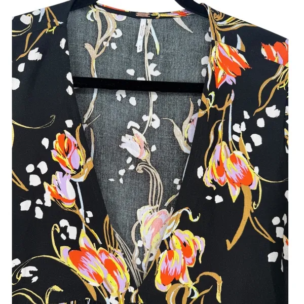 Free People‎ Bella Floral Babydoll Tunic Top Mini Dress Black V-Neck Size Medium - Image 7