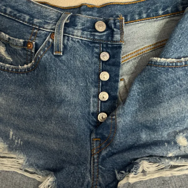 Levi’s 501 Shorts - Image 3
