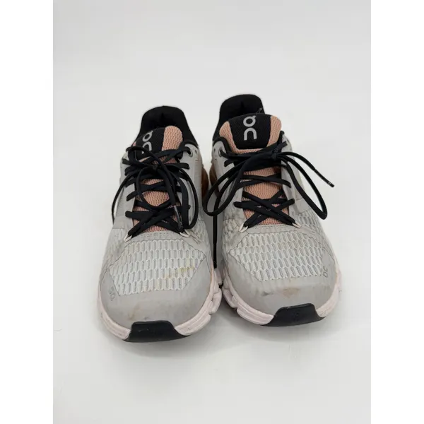 On Cloudflyer Running Shoes Womens 6 Grey Black Clay - Image 2