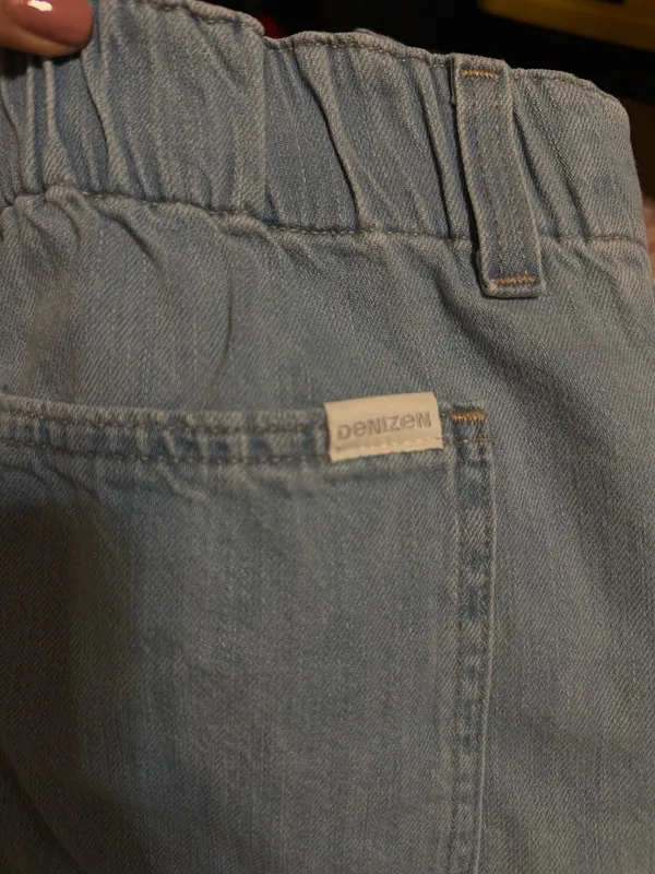 Denizen by Levi’s Light Wash Denim Shorts - Image 5