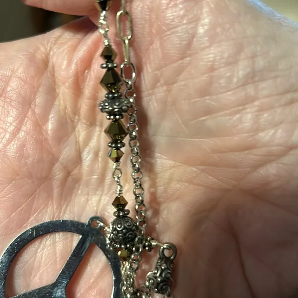 Vintage Peace Sign Necklace - Image 6