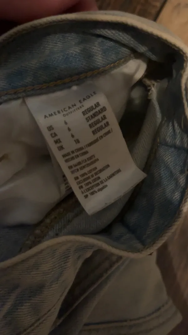 American Eagle Jeans Boyfriend - Image 4