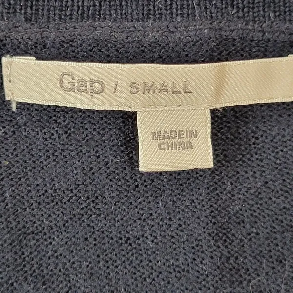 Color Block Top Navy and‎ Cream 3/4 Sleeve Round Neck Sweater - Image 6