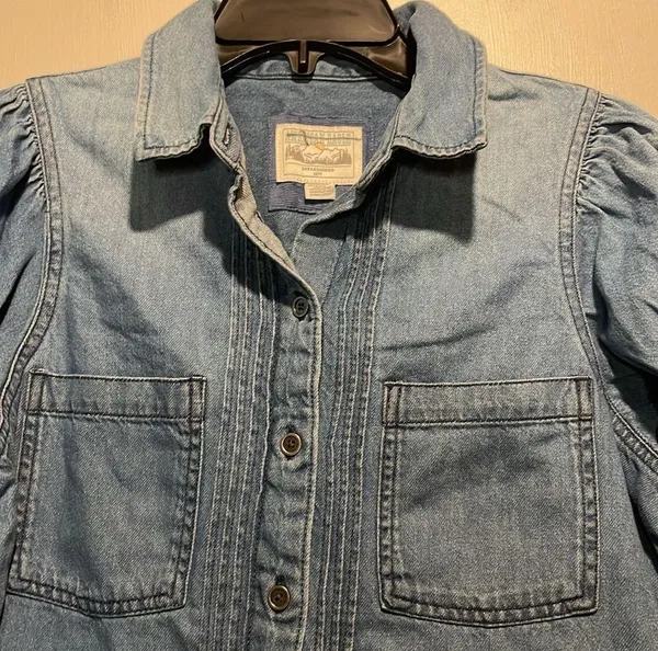 American Eagle Outfitters- Chambray Denim Full Button Down Shirt- Size XS - Image 6