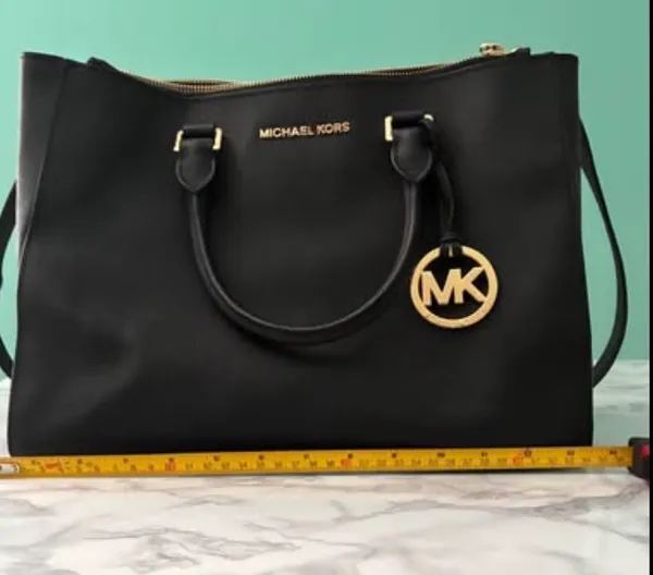 Michael Kors Sutton leather large purse - Image 2