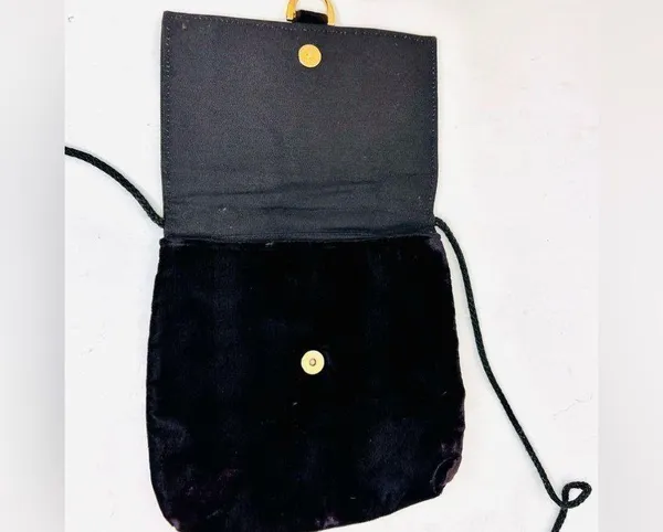 Vintage 70's Magid Handmade Black Velvet Formal Mini Bag - Image 4