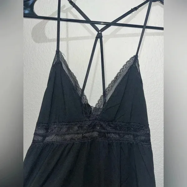 Victorias Secret Sleepwear Tanktop Black Lace - Image 3