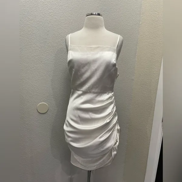 New! Amanda‎ Uprichard London Dress in Ivory sz Medium $282 - Image 5