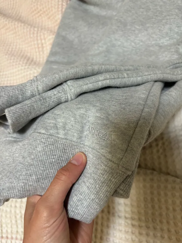 Aritzia Perfect Fit Sweatfleece Hoodie Grey - Image 4