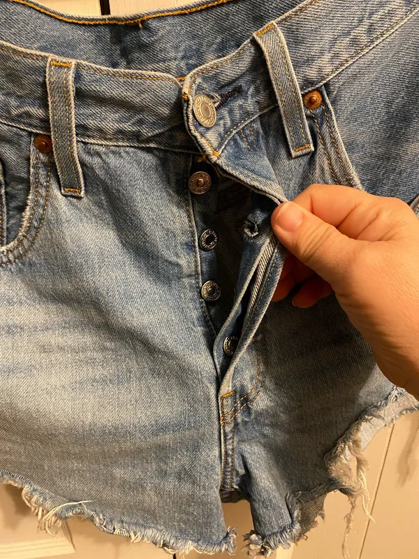 Levi’s Shorts Denim 501 - Image 2