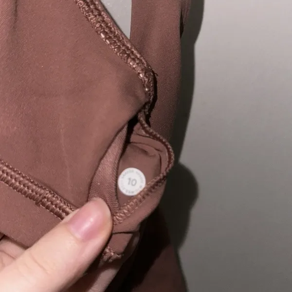 Lululemon Align Tank in Spiced Chai in Size 10 - Image 4