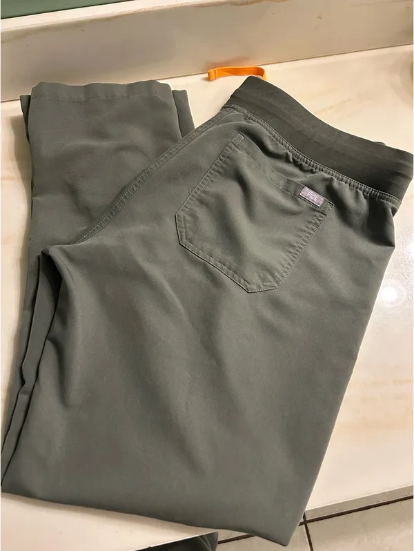 FIGS Livingston Basic Scrub Pants - Image 2