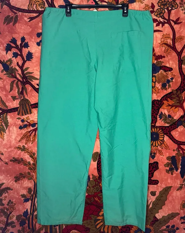 Seafoam Green Classic Scrubs Size XL - Image 2