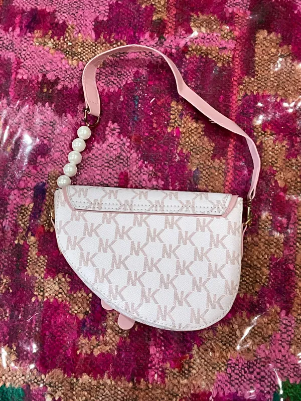 Elegant Pink Crossbody Bag White Size undefined - Image 10