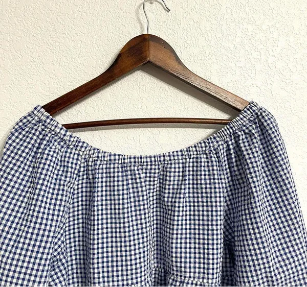 Old Navy Womens Shirt Blouse Blue White Gingham Plaid Seersucker Size Medium - Image 5