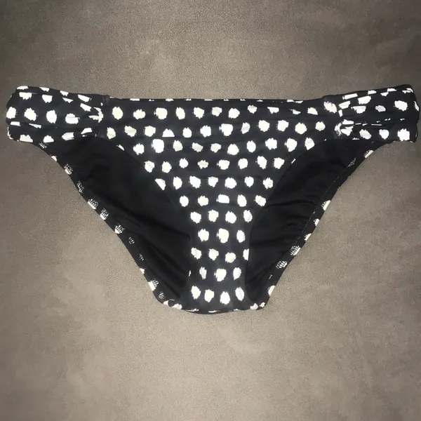 Victoria’s Secret bikini bottoms - Image 3