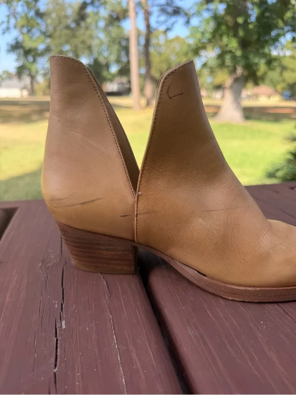 Free People Charm Double V Tan Leather Ankle Boots Size 6 Retail $148 - Image 8