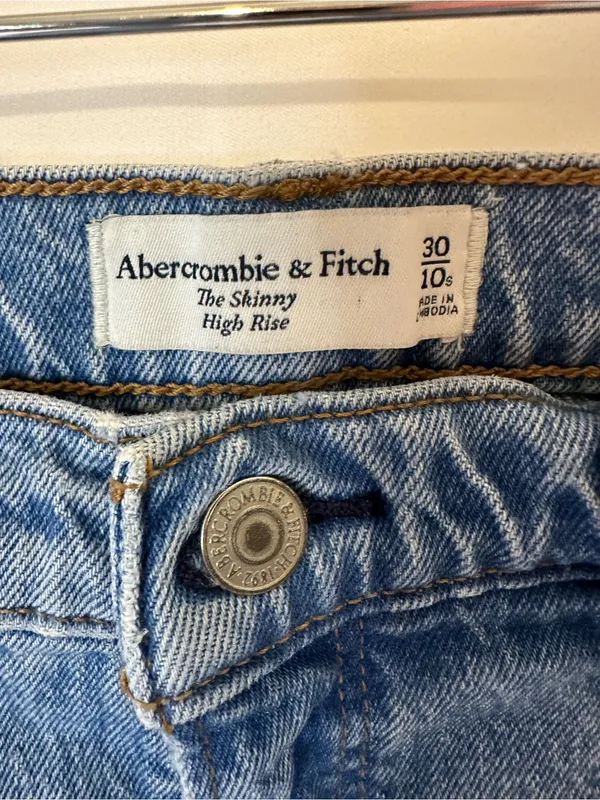 Abercrombie & Fitch Light Blue Distressed Straight-Leg Jeans - Image 2